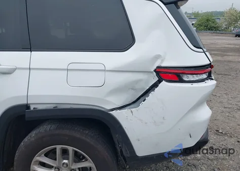 2023 Jeep Grand Cherokee L Laredo 4X4 z USA, uszkodzony, nr VIN 1C4RJKAG3P8729567